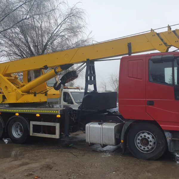 macara de inchiriat 18t